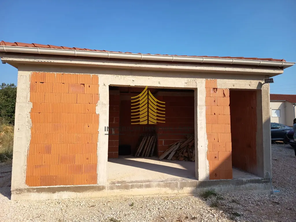 Kuća na prodaju – Poličnik, 219,2 m², 5-sobni – fotografija 5