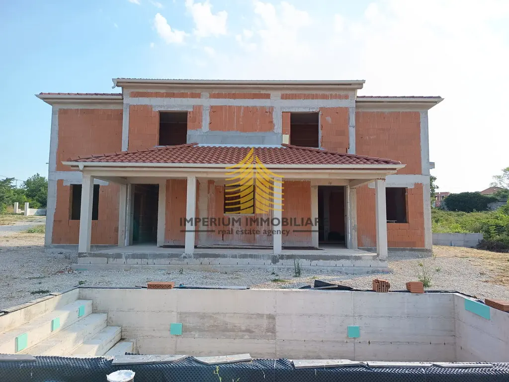 Kuća na prodaju – Poličnik, 219,2 m², 5-sobni – fotografija 3