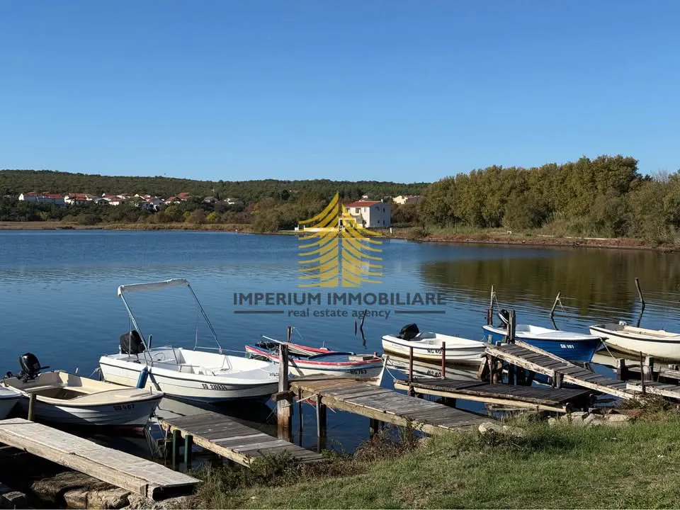Kuća na prodaju – Posedarje, 190 m², 4-sobni – fotografija 2