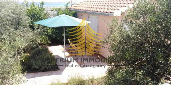 Kuća na prodaju – Ugljan, Preko, 92 m², 3-sobni – fotografija 5