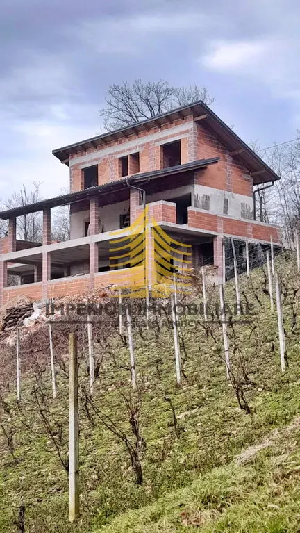 Kuća na prodaju – Rakovec, Preseka, 380 m², 5-sobni – fotografija 2