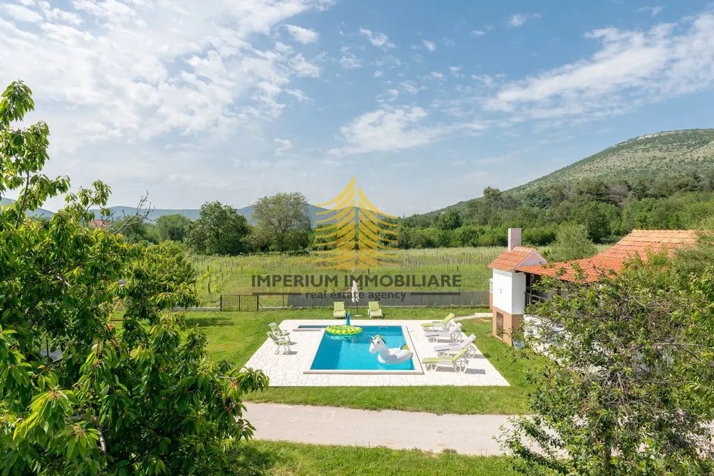 Kuća na prodaju – Prgomet, 240 m², 4-sobni – fotografija 4
