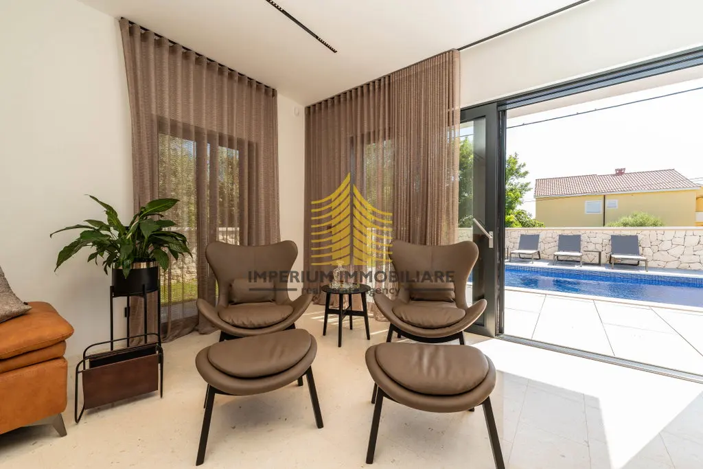 Kuća na prodaju – Privlaka (Dalmacija), Privlaka, 450 m², 5-sobni – fotografija 5