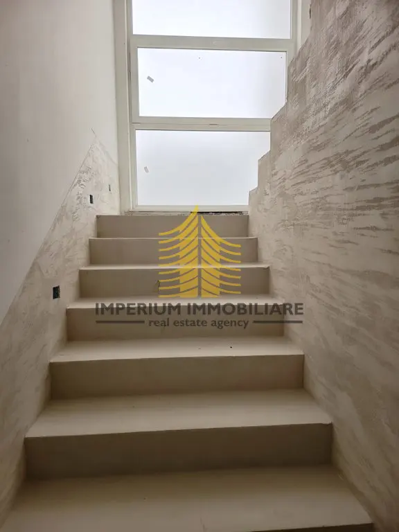 Kuća na prodaju – Ražanac, 225 m², 6-sobni – fotografija 3