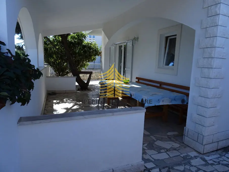 Kuća na prodaju – Rogoznica, 200 m², 5-sobni – fotografija 6