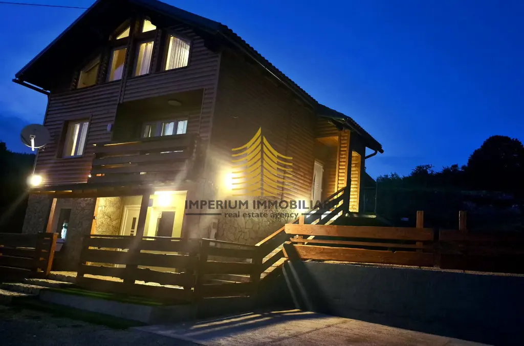 Kuća na prodaju – Otočac, Rudopolje, 155 m², 8-sobni – fotografija 5