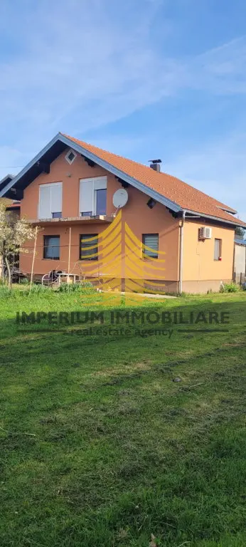 Kuća na prodaju – Samobor, 250 m², 18-sobni – fotografija 2