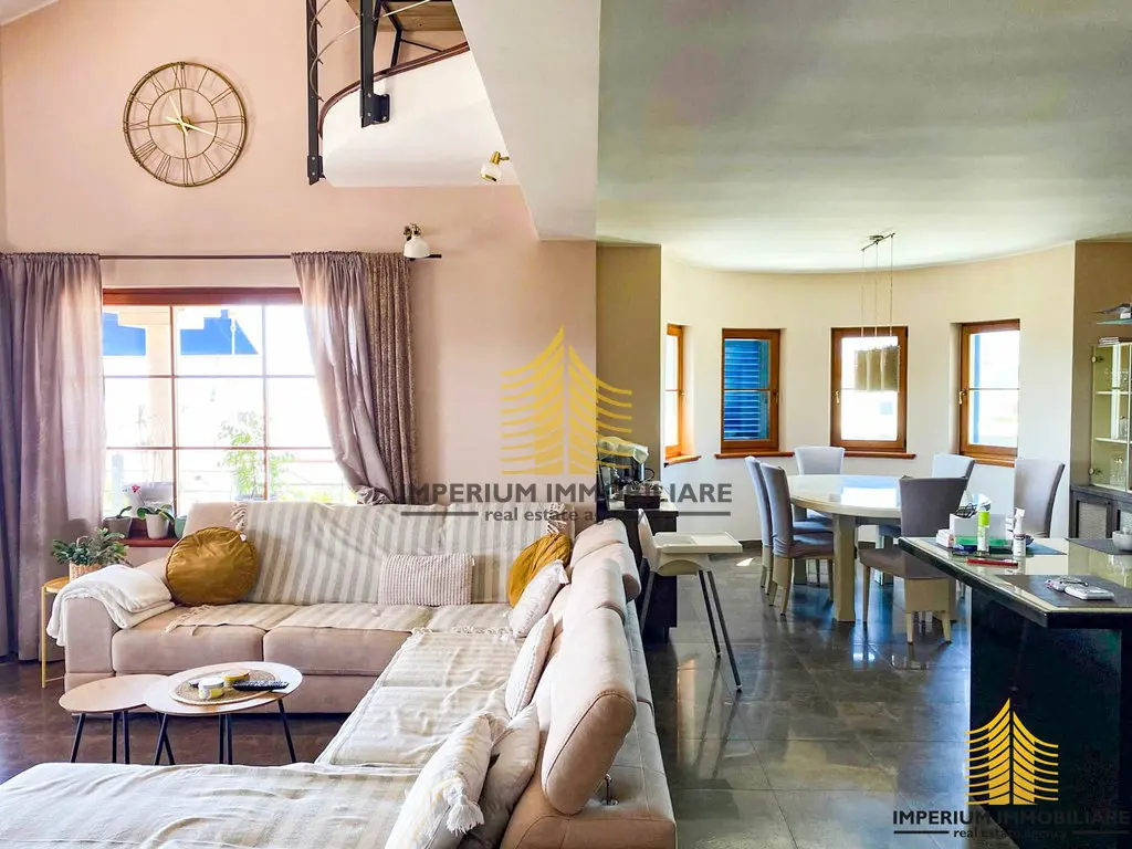 Kuća na prodaju – Šibenik, 340 m², 5-sobni – fotografija 3