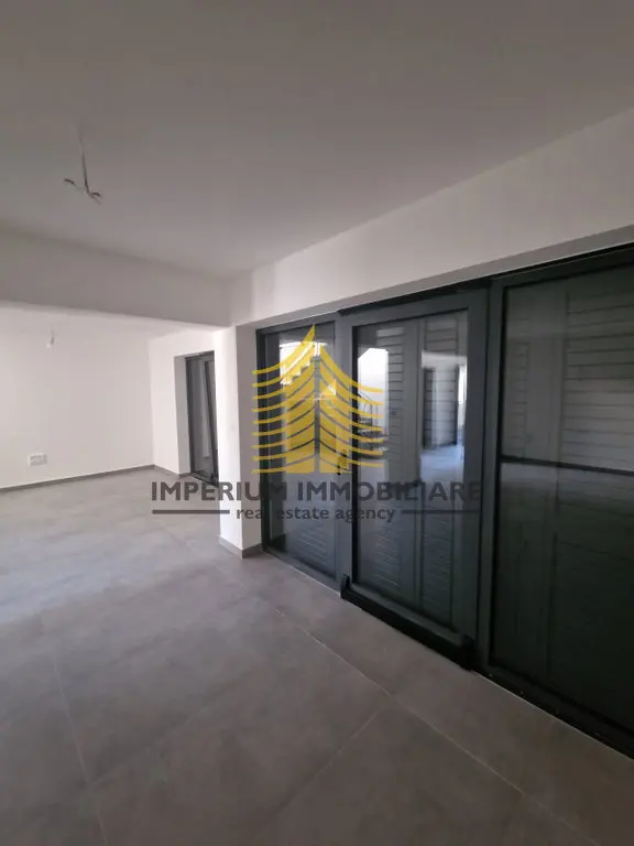 Kuća na prodaju – Šibenik, 353,24 m², 7-sobni – fotografija 4