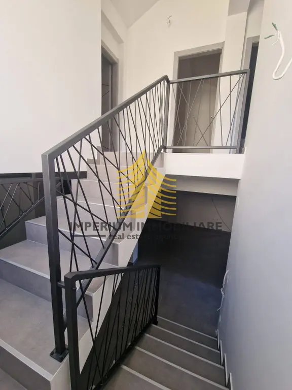 Kuća na prodaju – Šibenik, 353,24 m², 7-sobni – fotografija 5