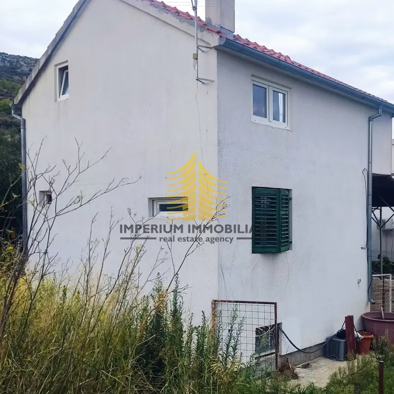 Kuća na prodaju – Šibenik, Šibenik-okolica, 140,05 m², 4-sobni