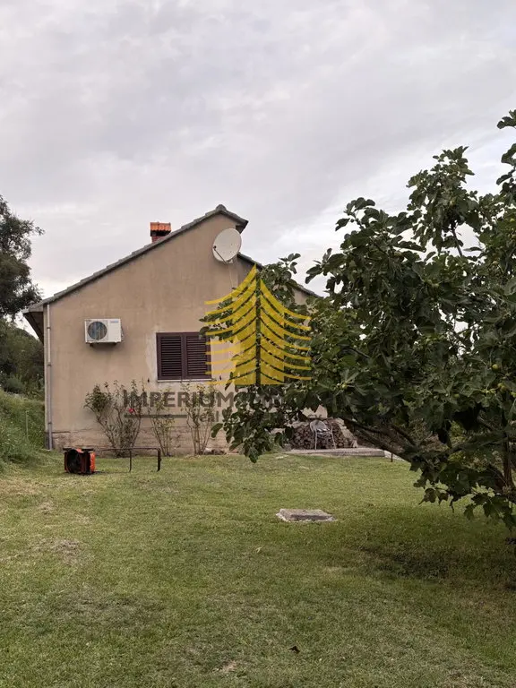 Kuća na prodaju – Sinj, 83 m², 2-sobni – fotografija 2