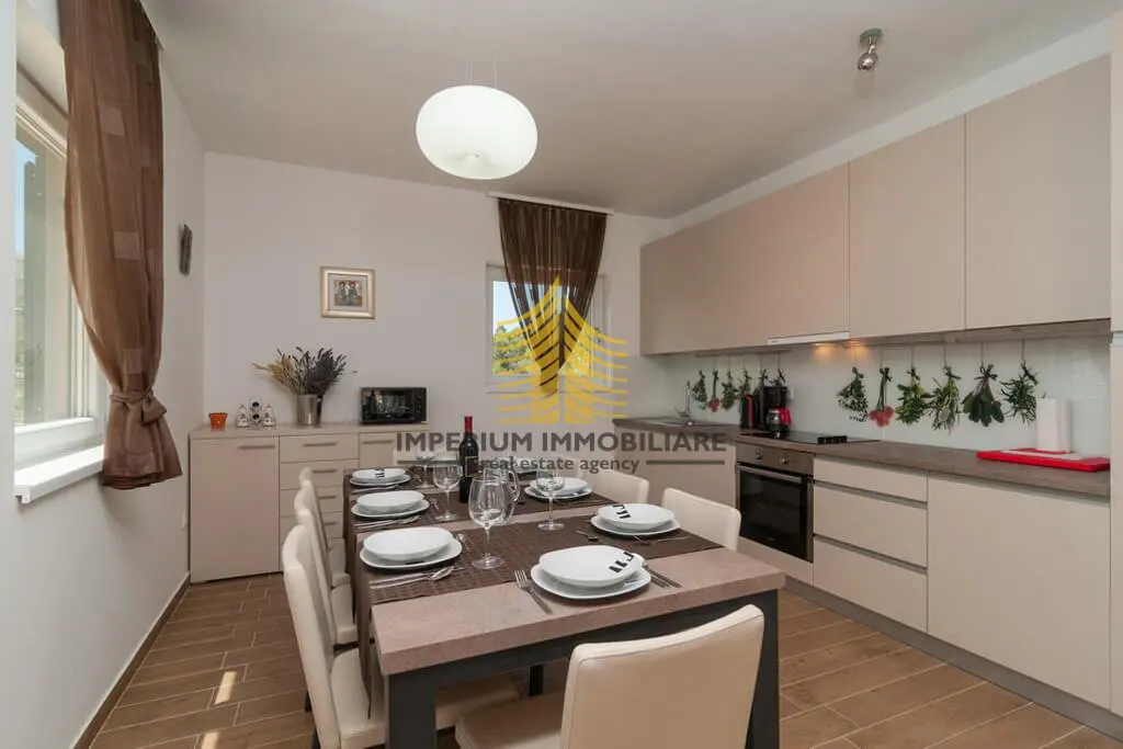 Kuća na prodaju – Škrip, 135 m², 3-sobni – fotografija 6