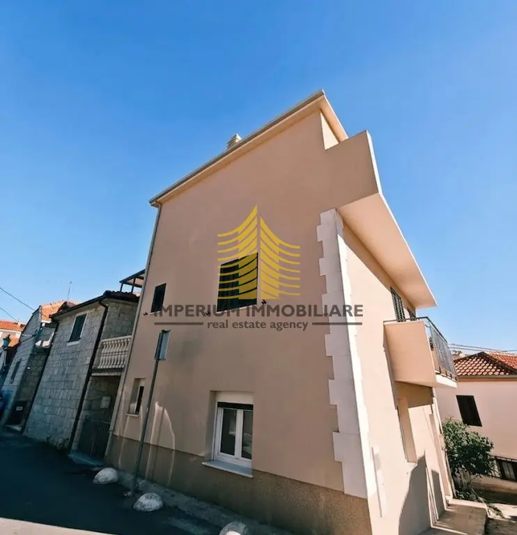 Kuća na prodaju – Slatine, 150 m², 3-sobni