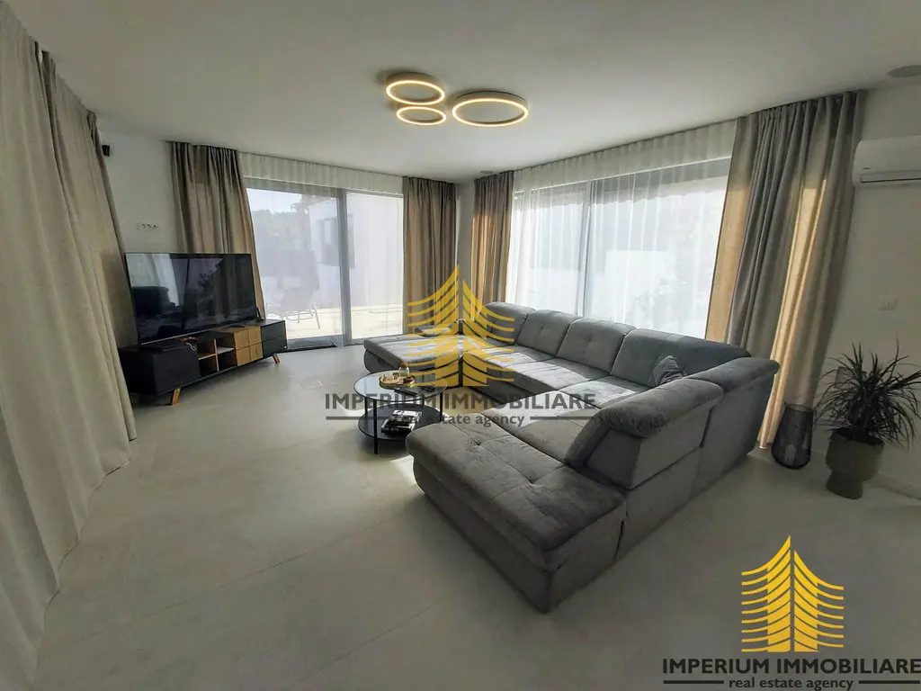 Kuća na prodaju – Šolta, 237 m², 4-sobni – fotografija 2