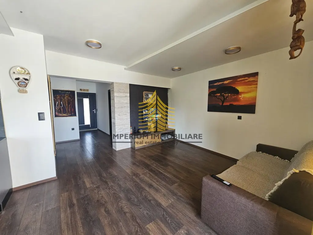 Kuća na prodaju – Dujmovača, Split, 164 m², 6-sobni – fotografija 2