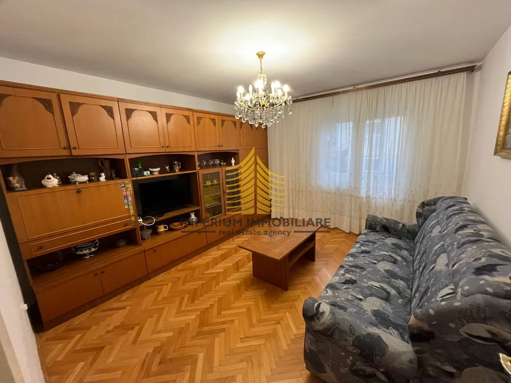 Kuća na prodaju – Kocunar, Split, 240 m², 8-sobni – fotografija 3