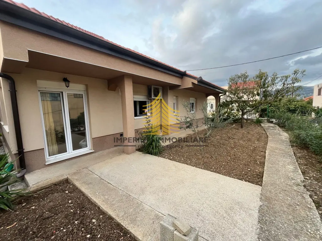 Kuća na prodaju – Mejaši, Split, 192 m², 3-sobni – fotografija 3