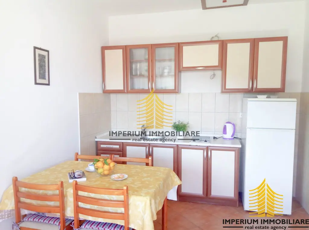 Kuća na prodaju – Slatine, Split, 170 m², 8-sobni – fotografija 5