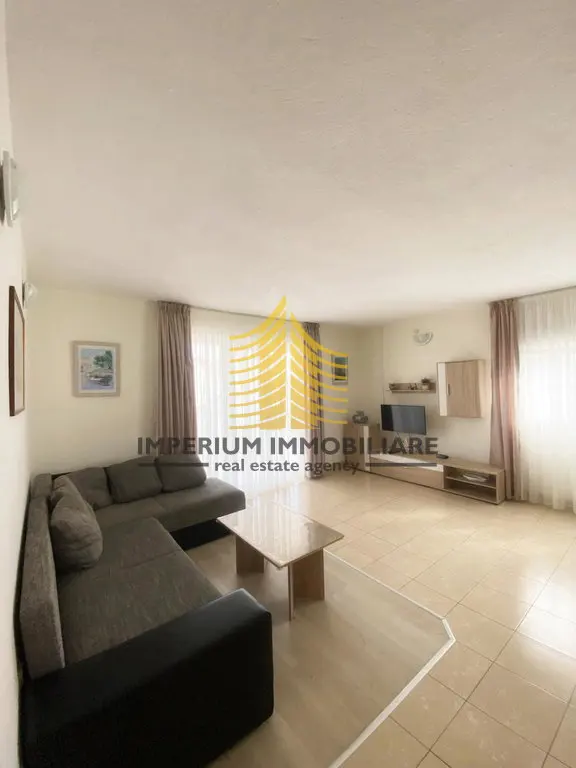 Kuća na prodaju – Slatine, Split, 224 m², 7-sobni – fotografija 2