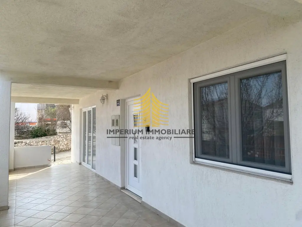 Kuća na prodaju – Slatine, Split, 224 m², 7-sobni – fotografija 4