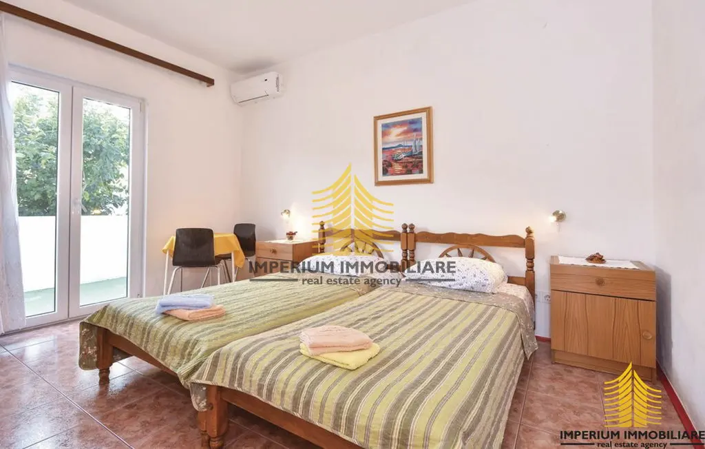 Kuća na prodaju – Slatine, Split, 230 m², 6-sobni – fotografija 5