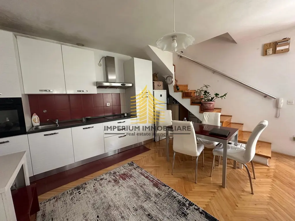 Kuća na prodaju – Varoš, Split, 100 m², 5-sobni – fotografija 2