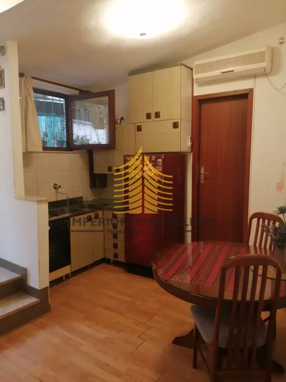 Kuća na prodaju – Varoš, Split, 48 m², 3-sobni – fotografija 2