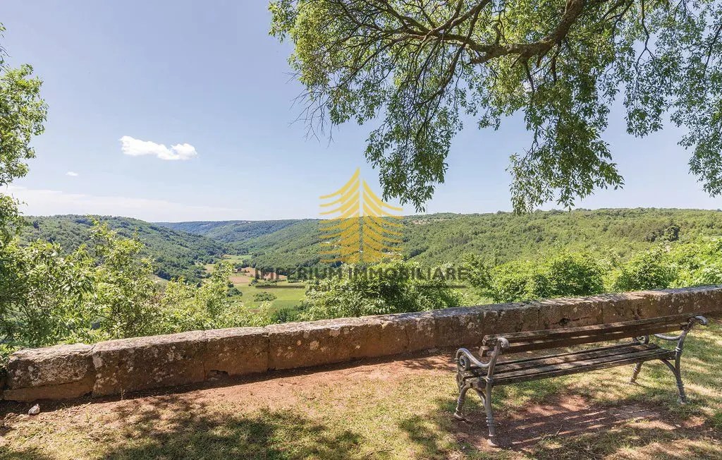 Kuća na prodaju – Tinjan, 193,47 m², 4-sobni