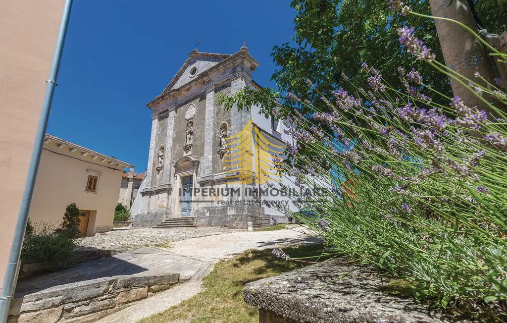 Kuća na prodaju – Tinjan, 193,47 m², 4-sobni – fotografija 3