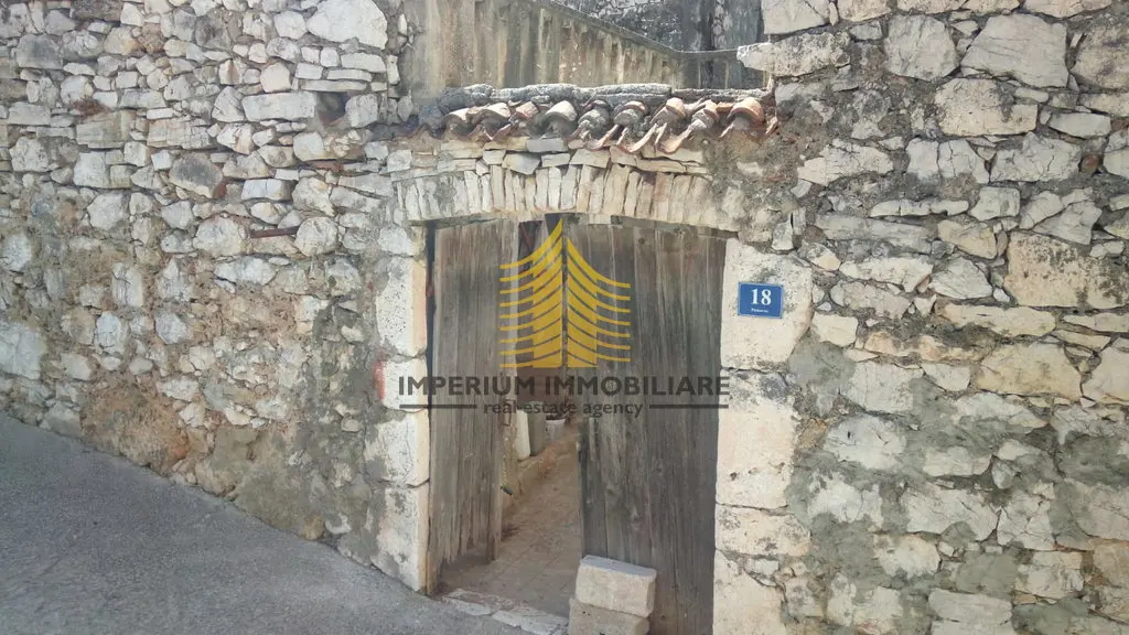Kuća na prodaju – Tkon, 350 m², 6-sobni – fotografija 3