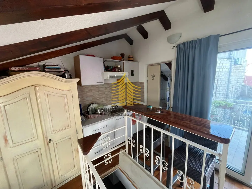Kuća na prodaju – Trogir, 163 m², 9-sobni – fotografija 3