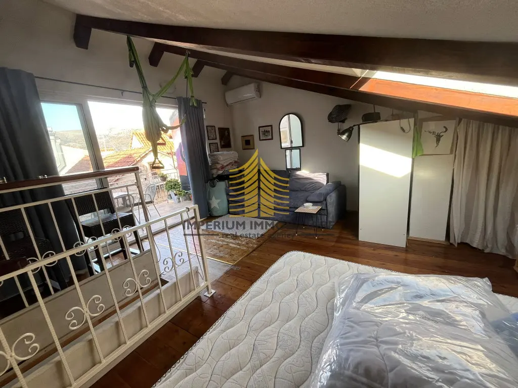 Kuća na prodaju – Trogir, 163 m², 9-sobni – fotografija 5