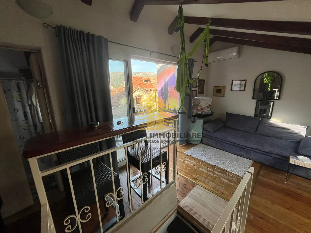 Kuća na prodaju – Trogir, 163 m², 9-sobni – fotografija 6