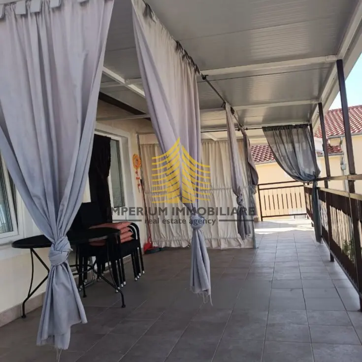 Kuća na prodaju – Vodice, 264 m², 7-sobni – fotografija 2