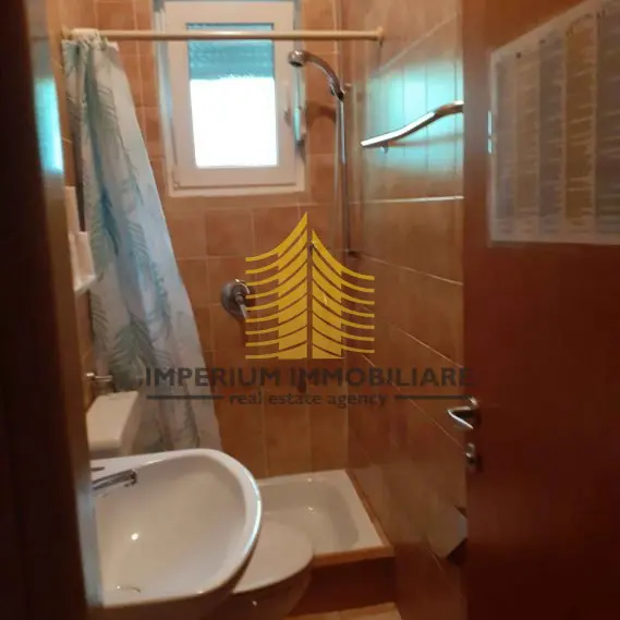 Kuća na prodaju – Vodice, 264 m², 7-sobni – fotografija 4