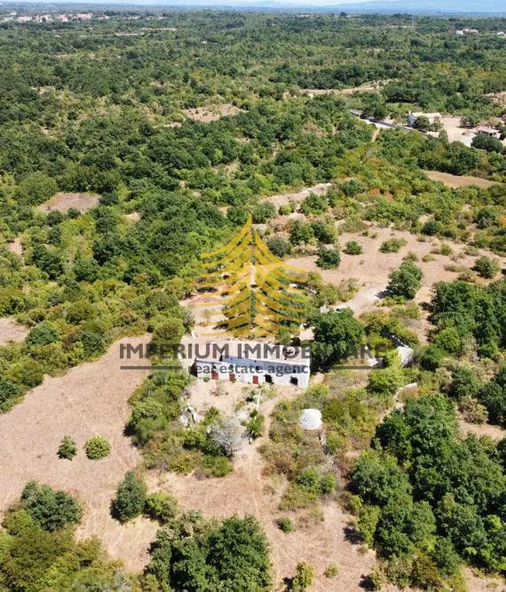 Kuća na prodaju – Pula (Pola), Vodnjan, 2236 m², 6-sobni – fotografija 4