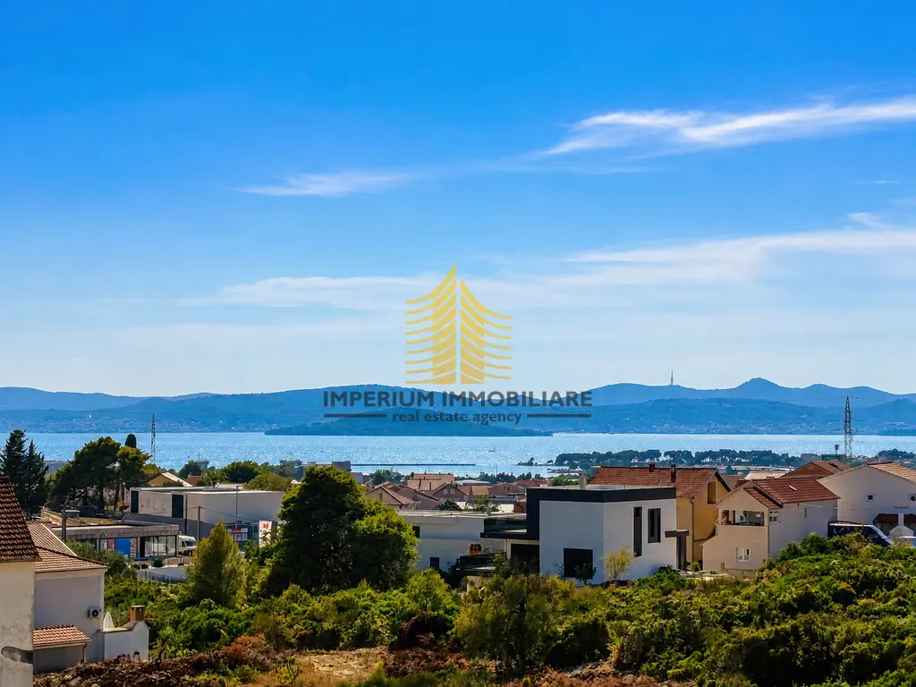Kuća na prodaju – Ploče, Zadar, 220 m², 5-sobni – fotografija 3