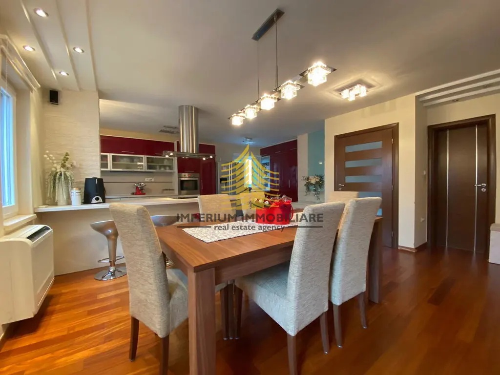 Kuća na prodaju – Ričina, Zadar, 510 m², 7-sobni – fotografija 2