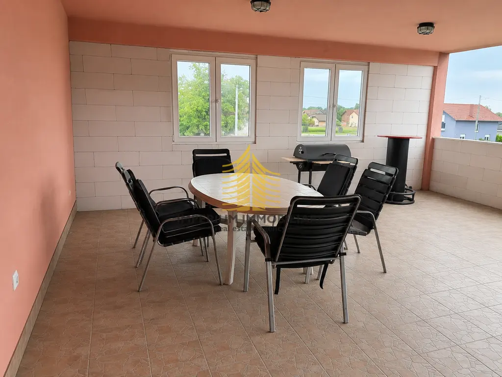 Kuća na prodaju – Brezovica, Zagreb, 750 m², 12-sobni – fotografija 5