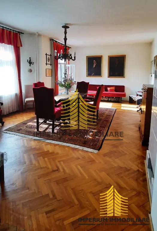 Kuća na prodaju – Donji grad, Zagreb, 300 m², 9-sobni – fotografija 4