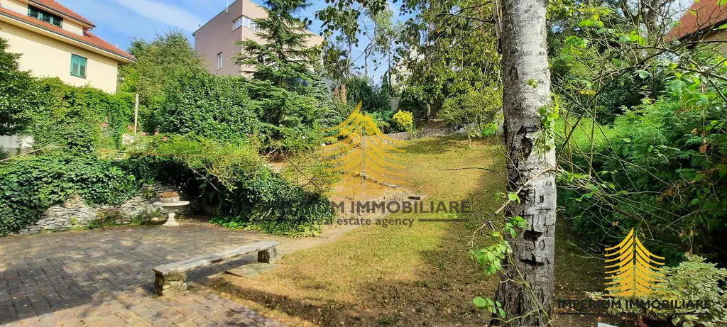 Kuća na prodaju – Donji grad, Zagreb, 300 m², 9-sobni