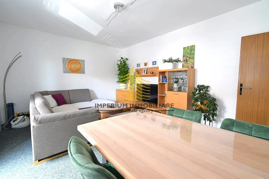 Kuća na prodaju – Gornje Vrapče, Zagreb, 240 m², 5-sobni