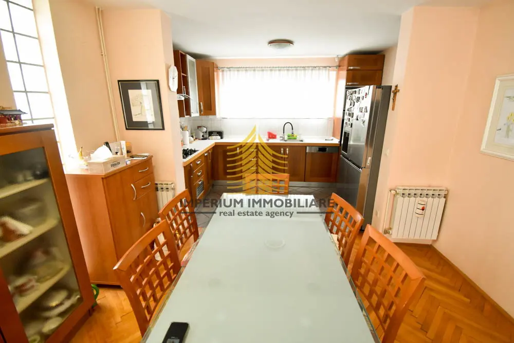 Kuća na prodaju – Gornji Bukovac, Zagreb, 200 m², 4-sobni – fotografija 4