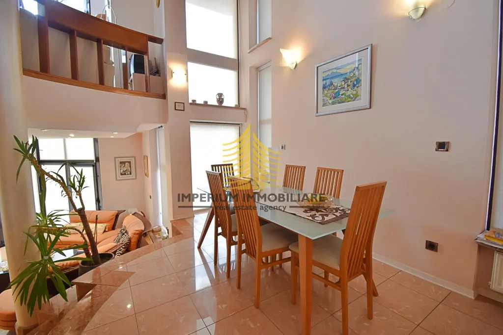 Kuća na prodaju – Gračani, Zagreb, 335 m², 7-sobni – fotografija 2