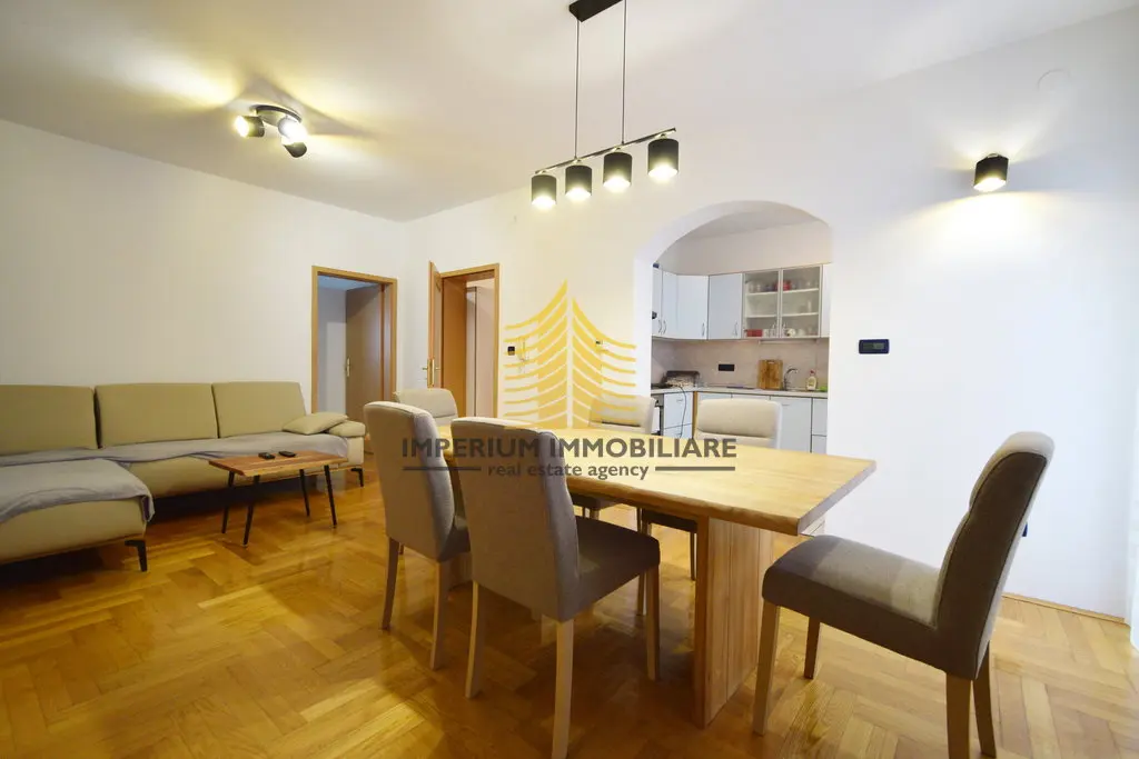 Kuća na prodaju – Ježdovec, Zagreb, 540 m², 6-sobni – fotografija 3