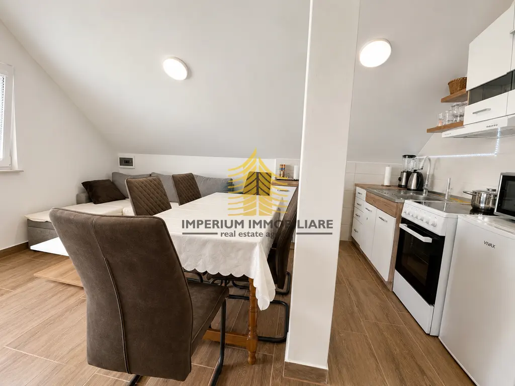 Kuća na prodaju – Kustošija, Zagreb, 167,15 m², 8-sobni