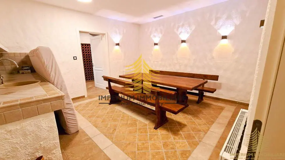 Kuća na prodaju – Maksimir, Zagreb, 245 m², 10-sobni – fotografija 3