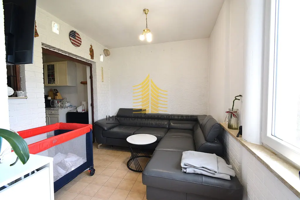 Kuća na prodaju – Paruževina, Zagreb, 50 m², 2-sobni – fotografija 2
