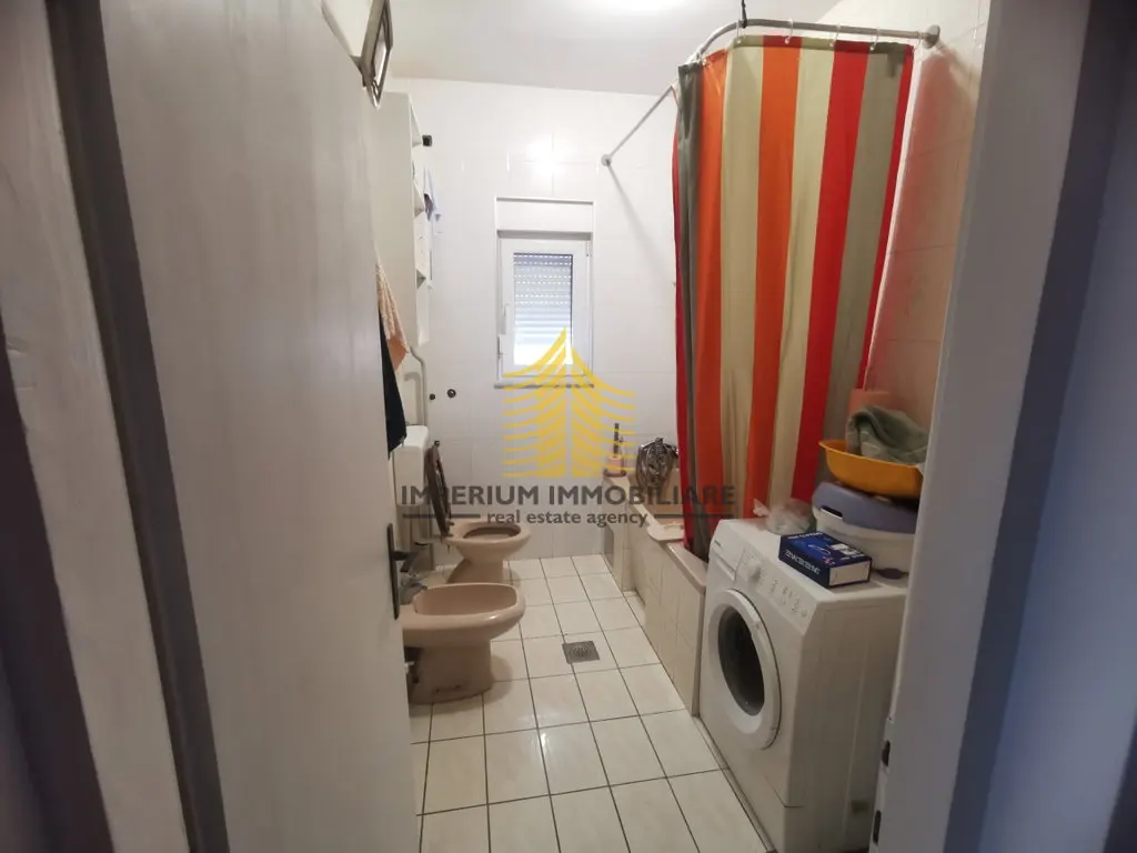 Kuća na prodaju – Remete, Zagreb, 290 m², 7-sobni – fotografija 4